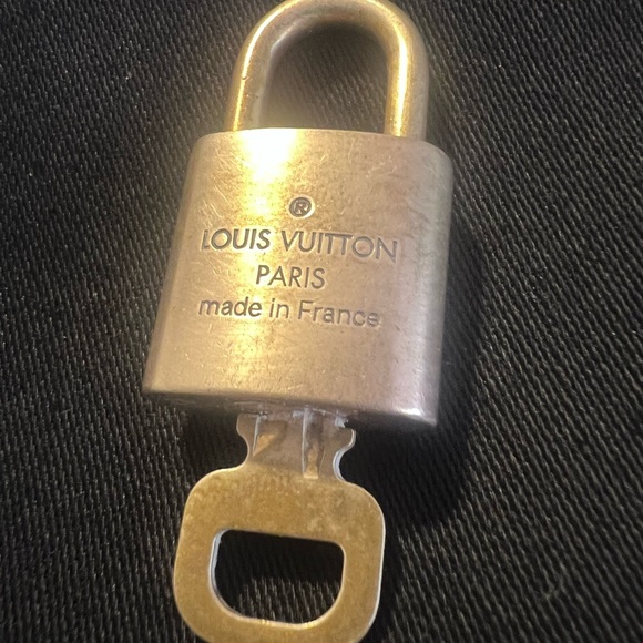 Louis Vuitton Gold-Tone Padlock Key Holder - Picture 2 of 5